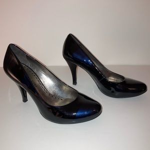 Gianni Bini Blue Patent Heels CBK Formal Cocktail Party Y2K Designer Shoes 6.5